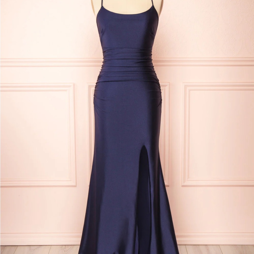Robe bleu marine 
S,M